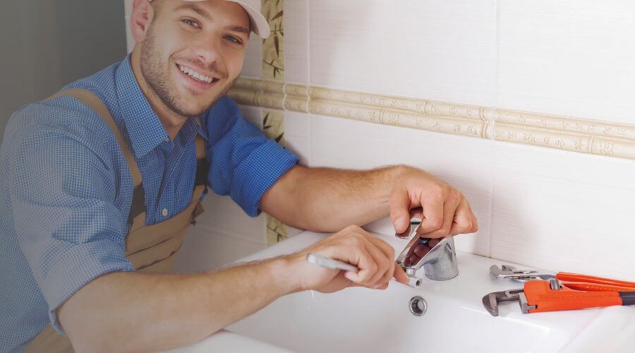 Faucet cartridge replacement in Wyarno, WY